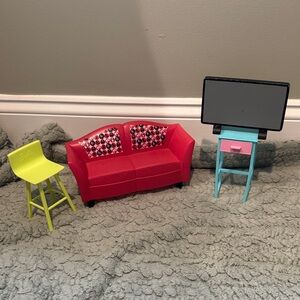 Barbie Pink Sofa and TV Set